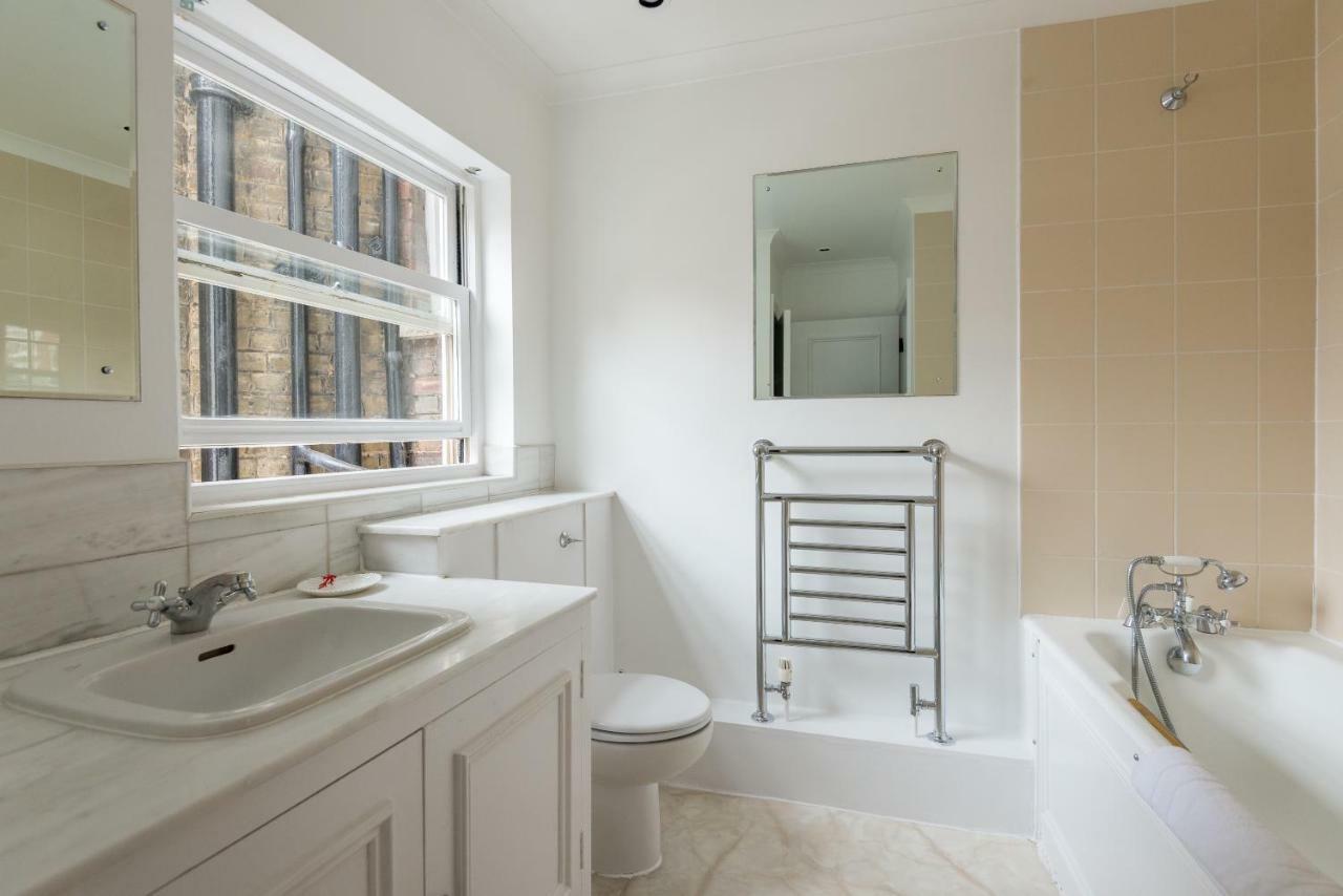 One Bedroom High Street Kensington Apartment ロンドン エクステリア 写真